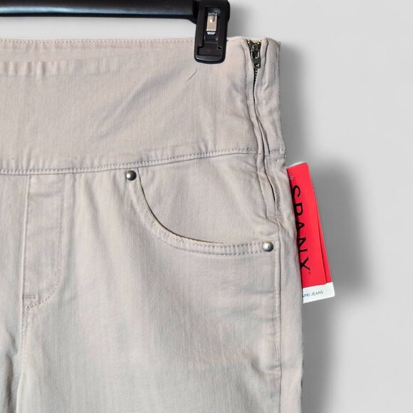 Spanx The Signature Capri Jeans Side Zip Shaping High Rise Shell Cream 31 NWT - Picture 6 of 14